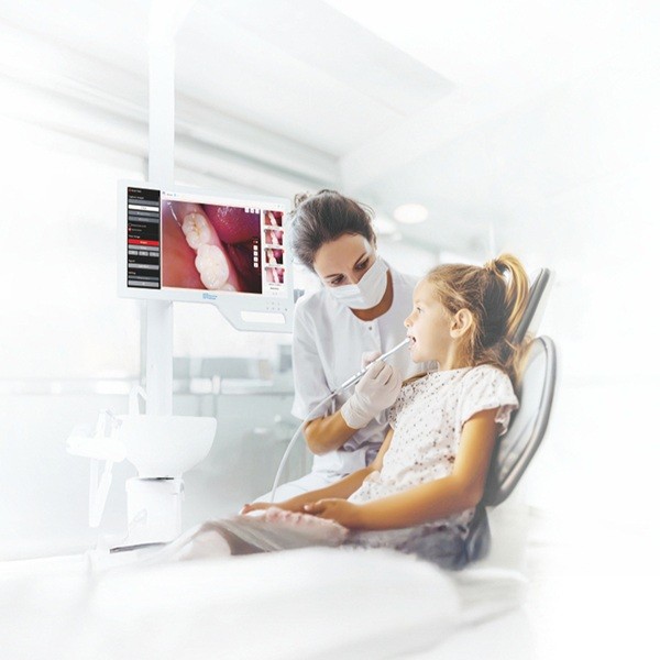 Set cámara intraoral con ordenador DM Cam PRO | DentsMind - Imagen 2