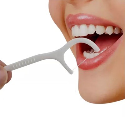 Cepillos Interproximales y Seda Dental